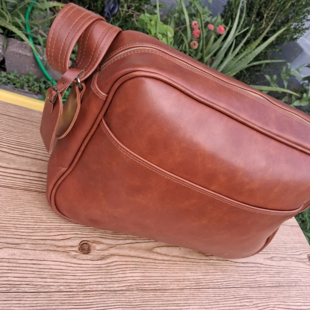 Classic Brown Leather Men's Bag